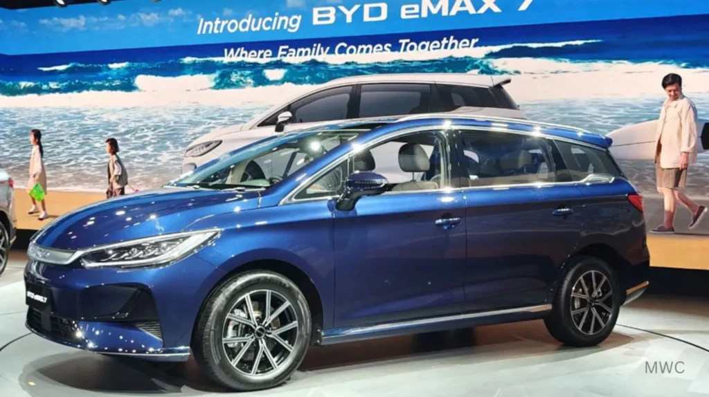 BYD eMAX 7